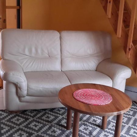 Agreable Logement Dans Petit Village Sud-Essonne Champcueil Exteriör bild