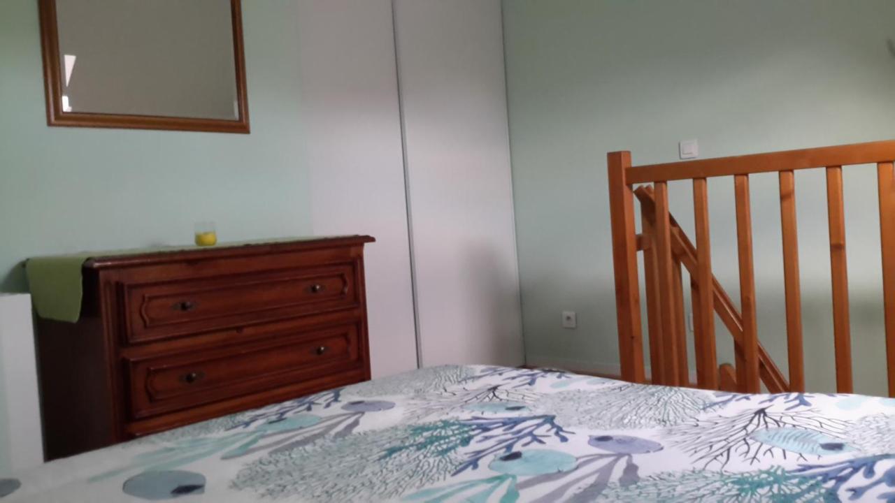 Agreable Logement Dans Petit Village Sud-Essonne Champcueil Exteriör bild
